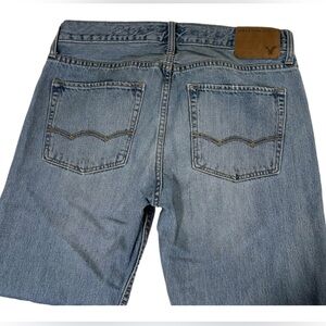 COPY - Low rise boot cut light wash American Eagle jeans 29x32